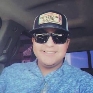 Meet your Posher, Lukas